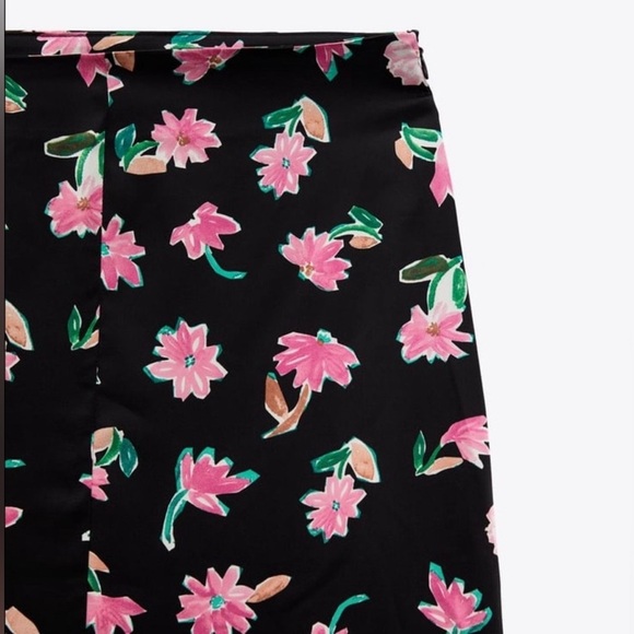 Zara FLORAL SATIN EFFECT SKIRT size M - Picture 4 of 11